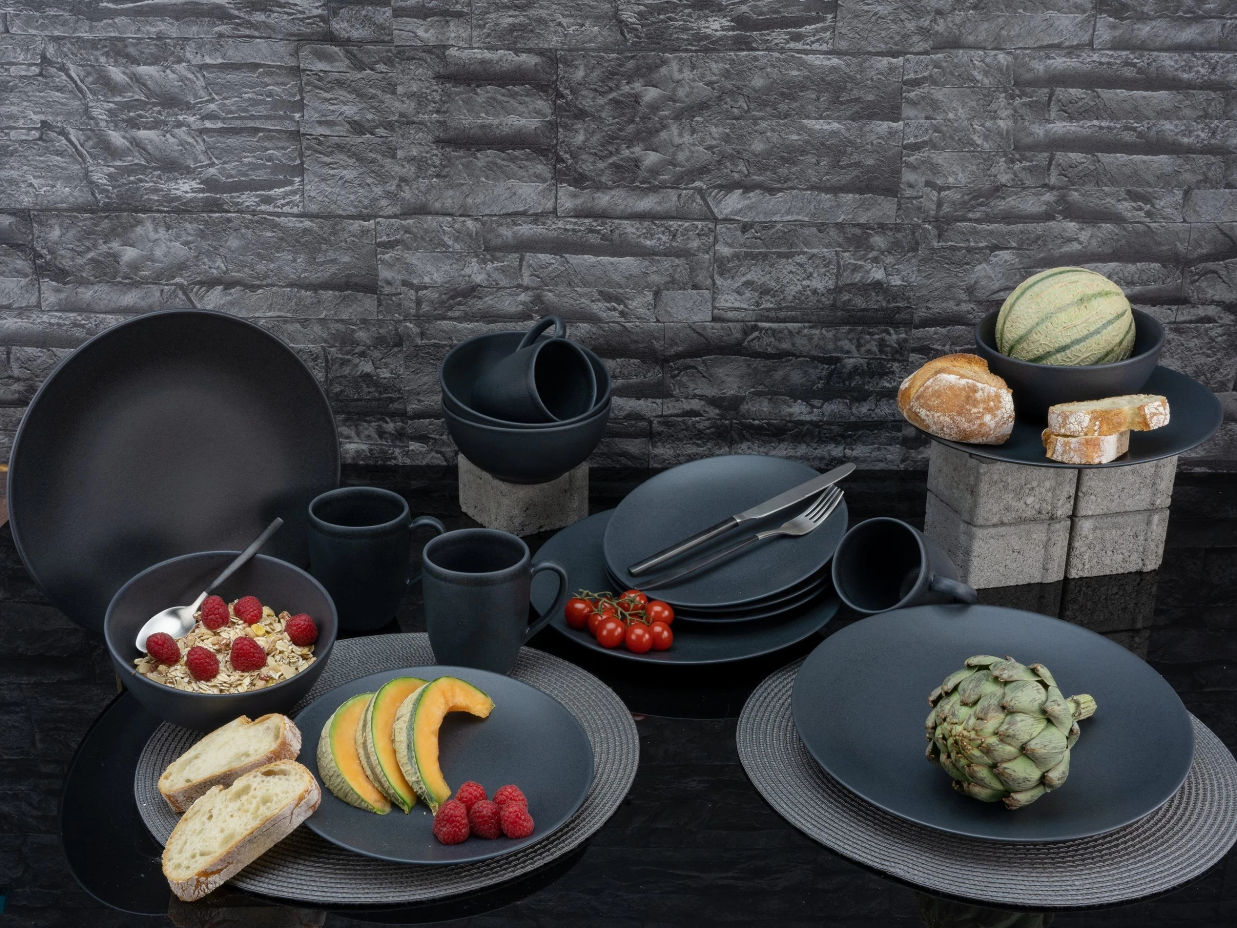 CreaTable Combi-servies Soft Touch Black Halfglans Glazuur (set) 2 CreaTable Combi-servies Soft Touch Black Halfglans Glazuur (set) - Afbeelding 2